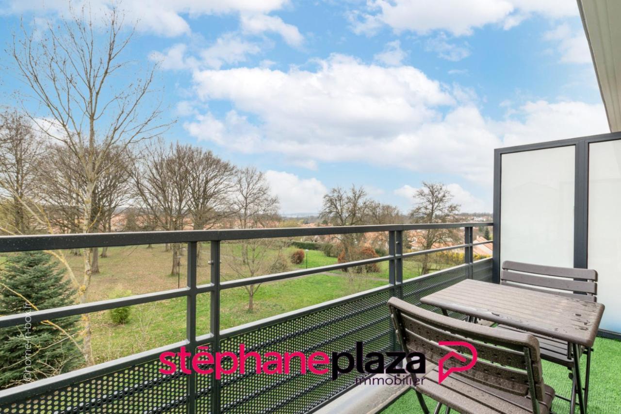 Plaza Parc 02 Apartment Montevrain Exterior photo